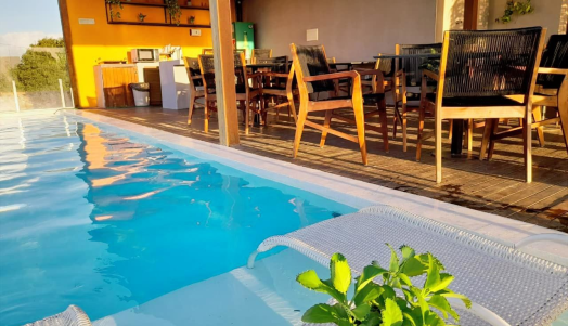 VILA MISTRAL